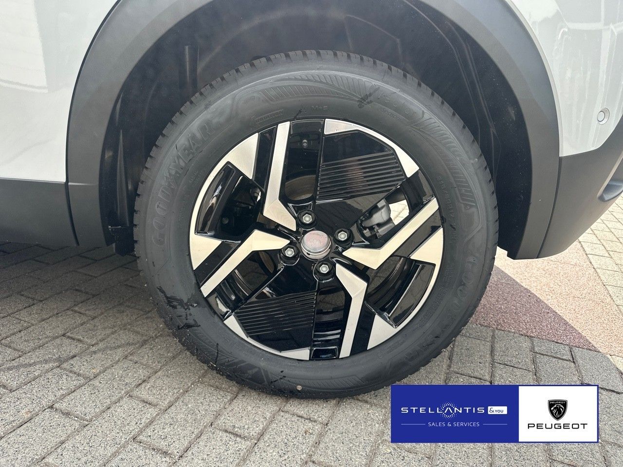 Peugeot 2008 - Bild 11
