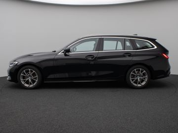 Fahrzeugabbildung BMW 320d xDr Tour Luxury Line AHK HiFI Laserlicht