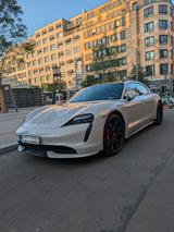 Porsche Taycan GTS Sport Turismo GTS - Porsche Taycan in Berlin