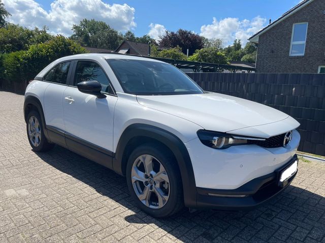 Mazda MX-30 Sky TÜV Neu / Werksgarantie 2028