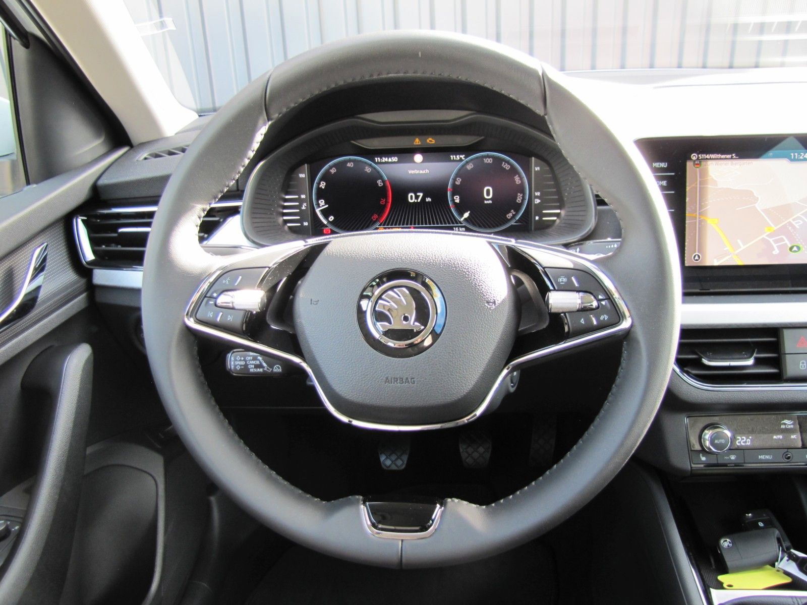 Fahrzeugabbildung SKODA Kamiq Tour 1.5l TSI 150PS LED-Schein., NAVI