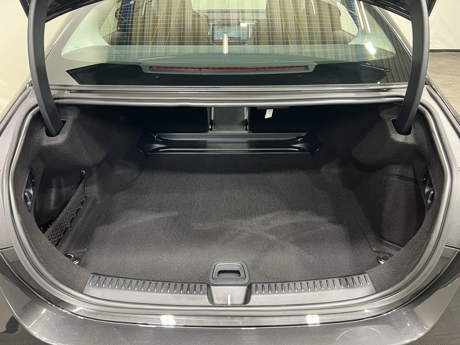 Mercedes-Benz E 220 d Avantgarde Advanced+Pano+Distronic+MJ26!