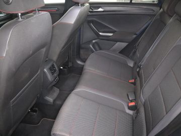 Volkswagen T-Roc - 11
