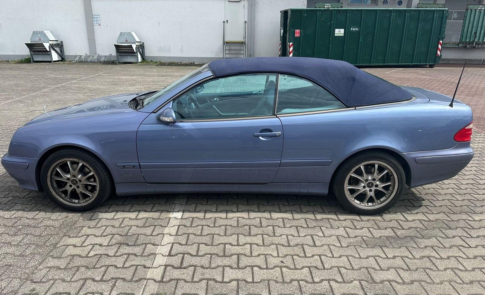 Mercedes-Benz CLK 200