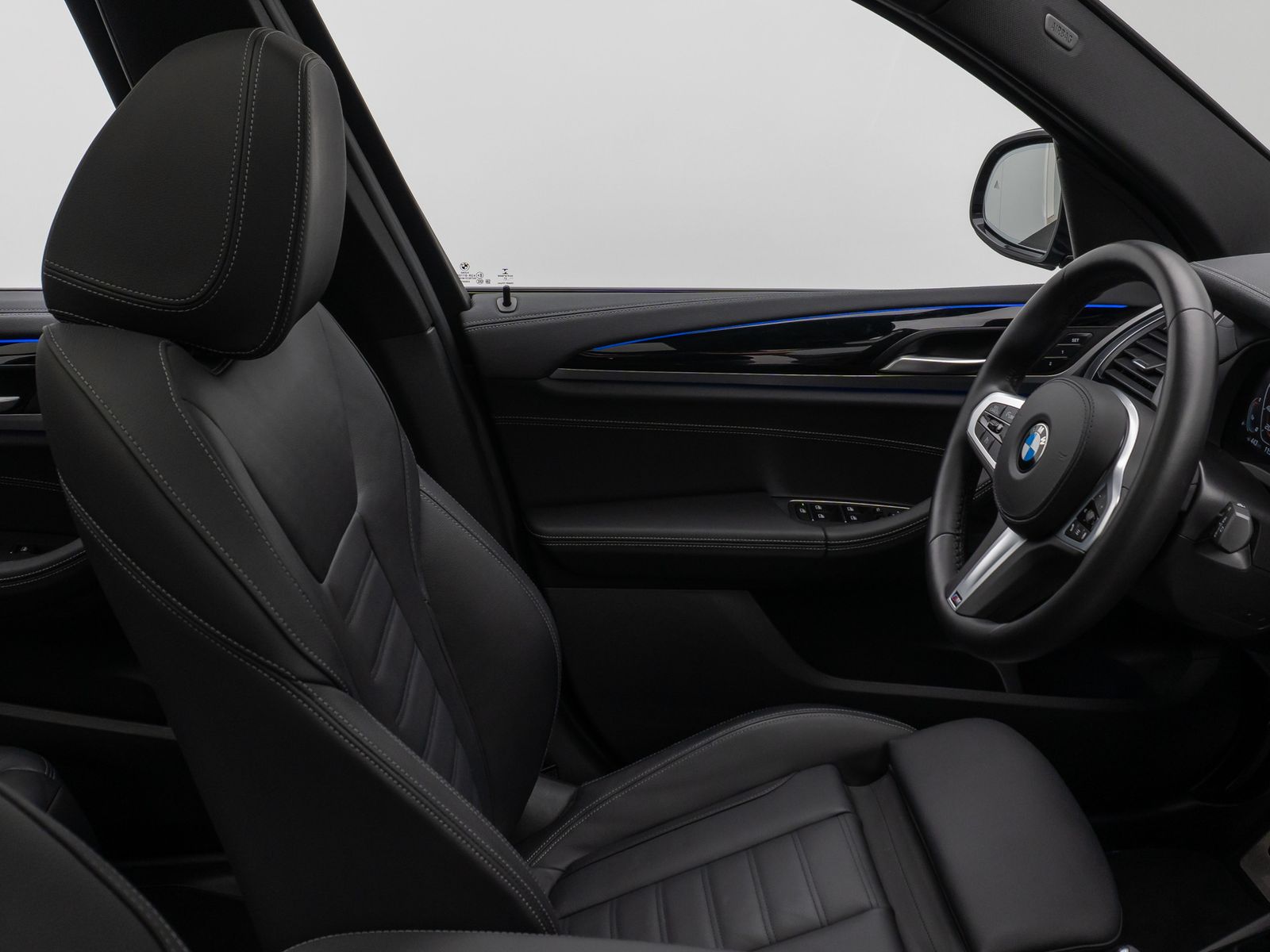 Fahrzeugabbildung BMW X3 M40i Panorama HUD DAB HiFi Komfort Alarm 20"