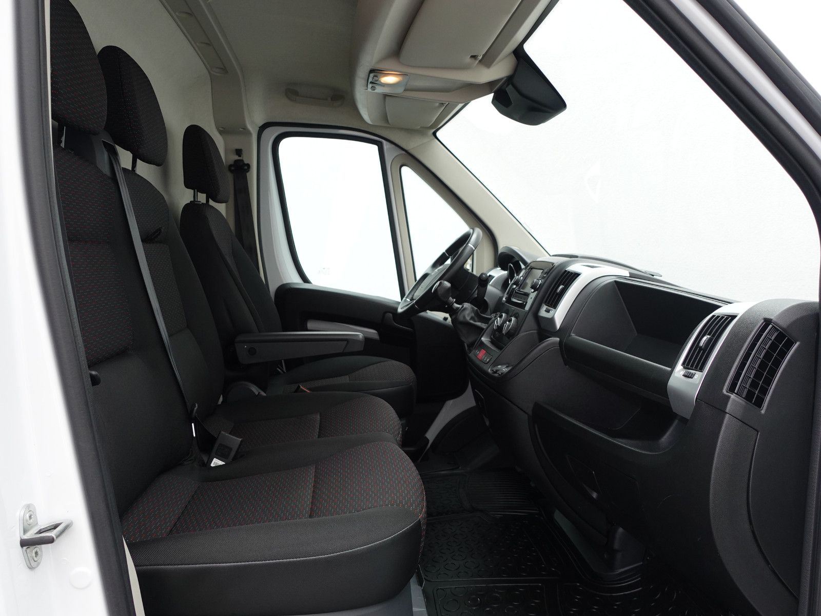 Fahrzeugabbildung Opel Movano C Kasten HKa L3H2 3,5t Edition