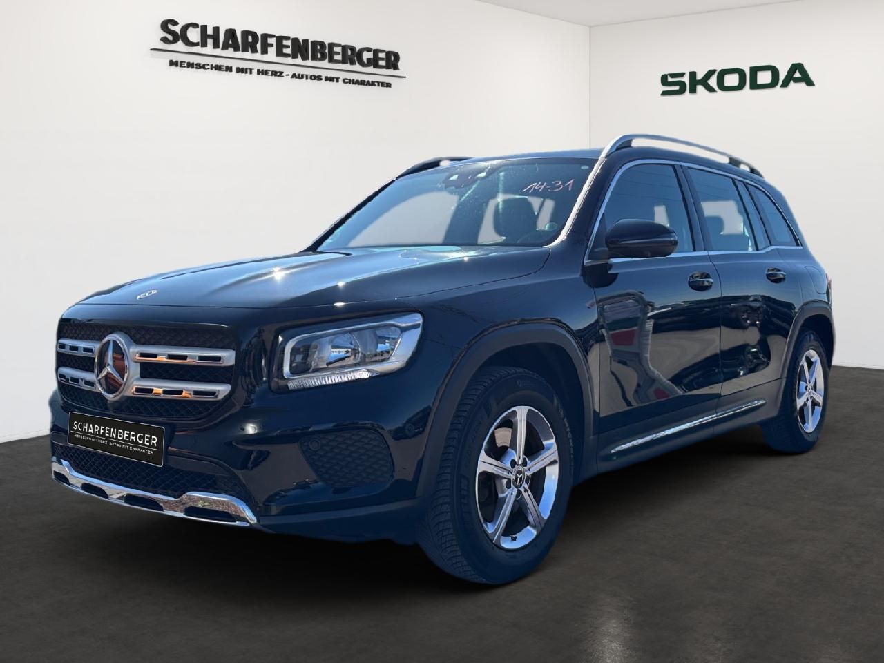 MERCEDES-BENZ GLB 200 Autom. *NAVI,TWA,PANO,360°* 