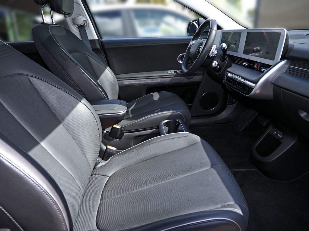 Fahrzeugabbildung Hyundai IONIQ 5 TECHNIQ ELEKTRO SHZ LHZ PANO NAVI KAMERA