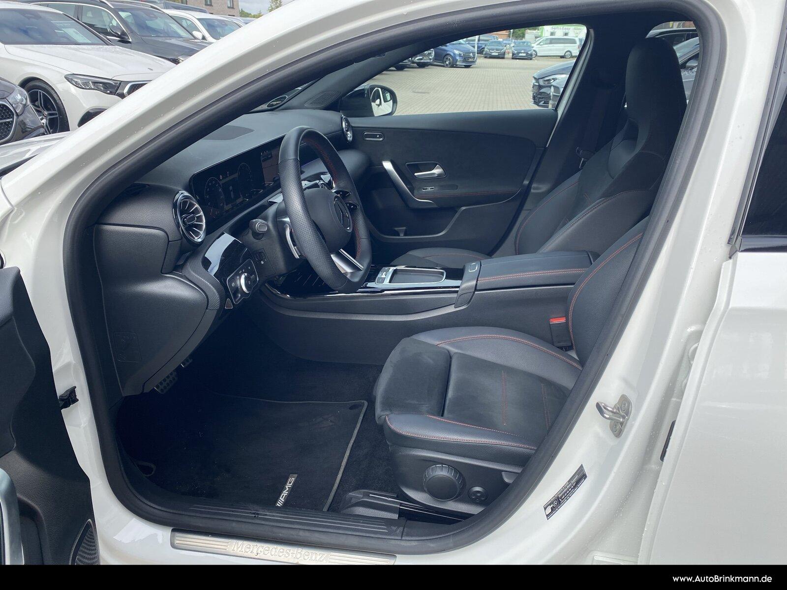 Mercedes-Benz A 250 e AMG-LINE/NIGHT/19"/MULTIBEAM/DISTRONIC