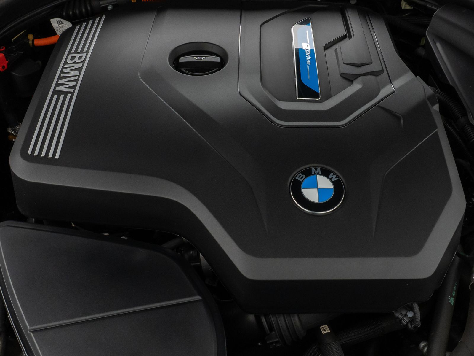 Fahrzeugabbildung BMW 530e Panorama 360°DAB H/K ACC AHK Alarm Leder