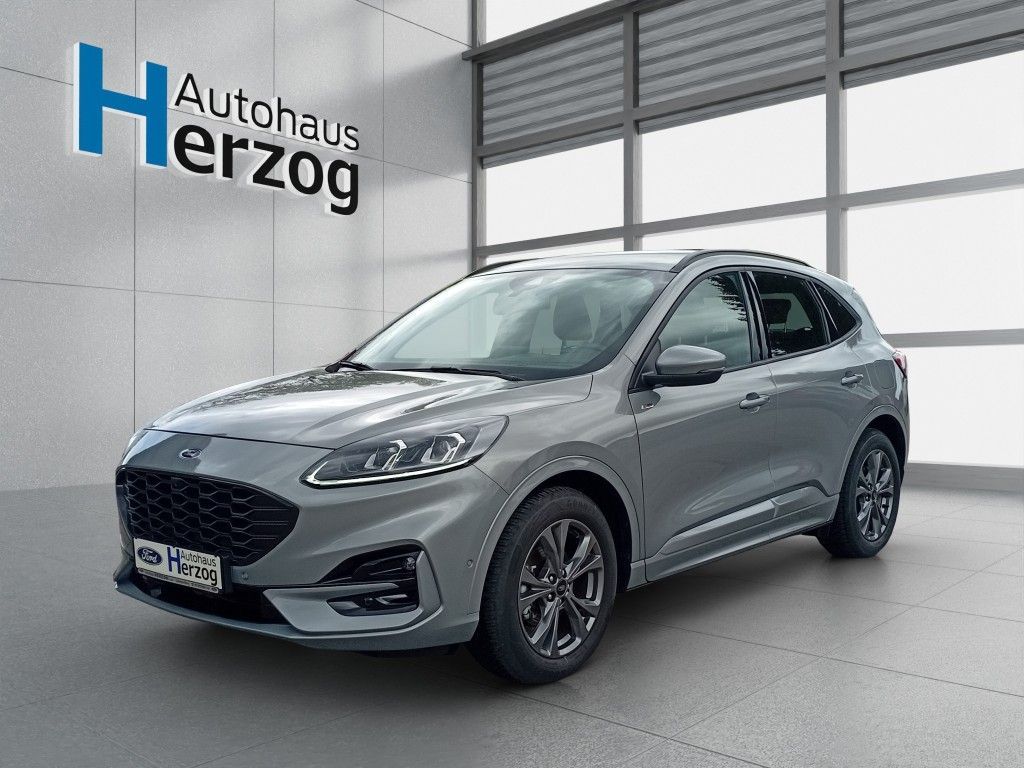 Ford Kuga — hlavná fotografia