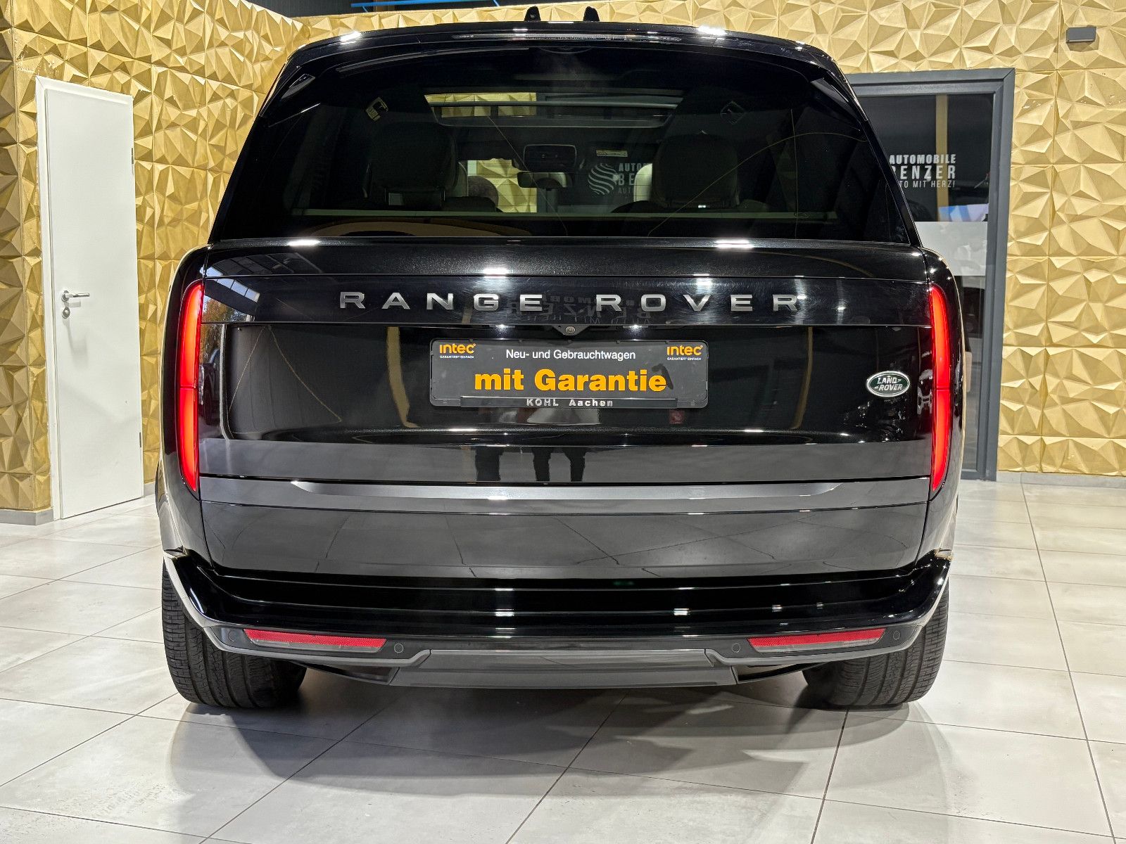 Fahrzeugabbildung Land Rover Range Rover HSE/FOND-TV/MASSAGE/PANO/360°/VOLL