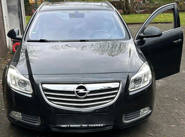 Opel Insignia TÜV NEU