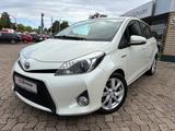 Toyota Yaris Hybrid Club **NAVI** - Toyota Yaris mit Hybrid-Antrieb: Club