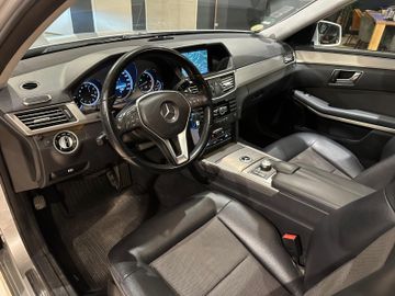 Mercedes E 300 - 7