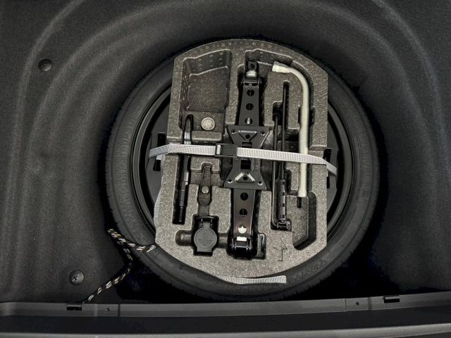 Skoda Superb Combi L&K Leder AHK Standh. Rollo 360Cam