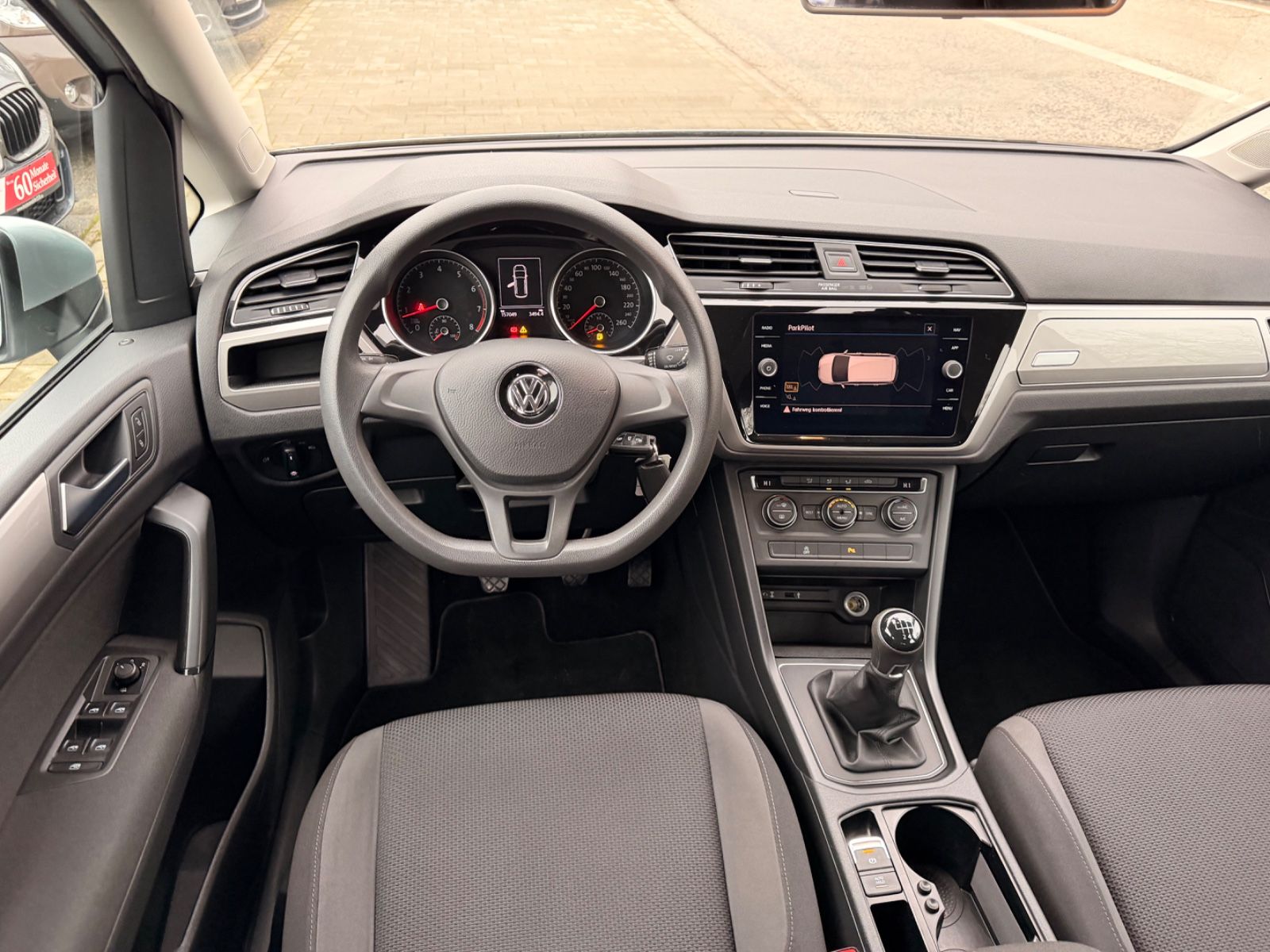 Touran Trendline *7-Sitze*Tempomat*ParkPilot*