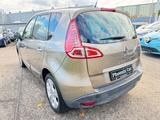 Renault Scenic Dynamique 2.0 16V 140 CVT Automatik - Renault: Cv