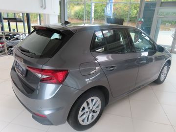 Fotografie 4 des Skoda FABIA 130 Jahre 1.0 TSi 70kw 5J.Garantie,Klima