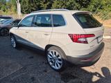 Skoda Karoq Style 4x4 ACC SZH PDC LED NAVI KAMERA StHz - Skoda Karoq SUV