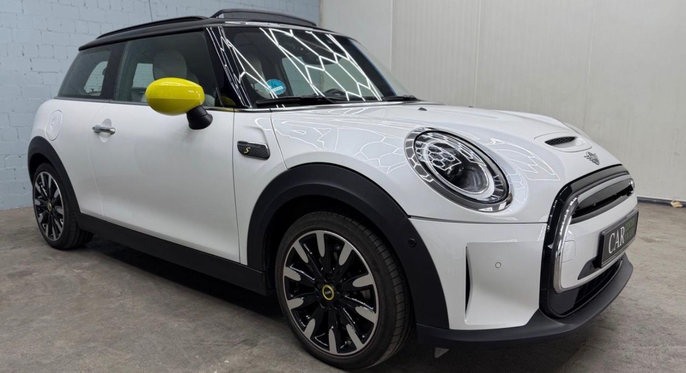 MINI Cooper SE Chester Pano HUD Navi LED KAM H/K 17