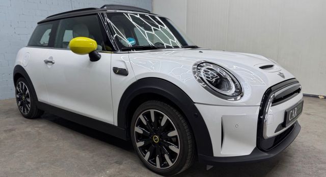 MINI Cooper SE Chester Pano HUD Navi LED KAM H/K 17