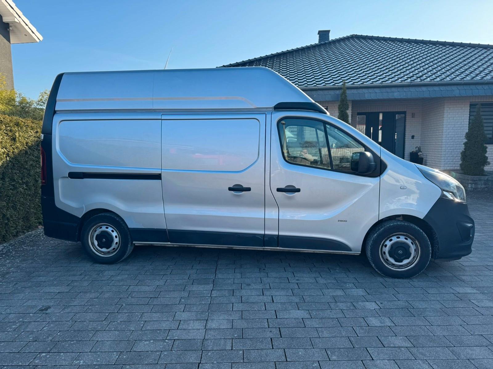 Opel Vivaro B Kasten L2H2  *HOCH & LANG, Regale BOTT*
