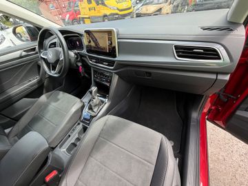 Volkswagen T-Roc - 11