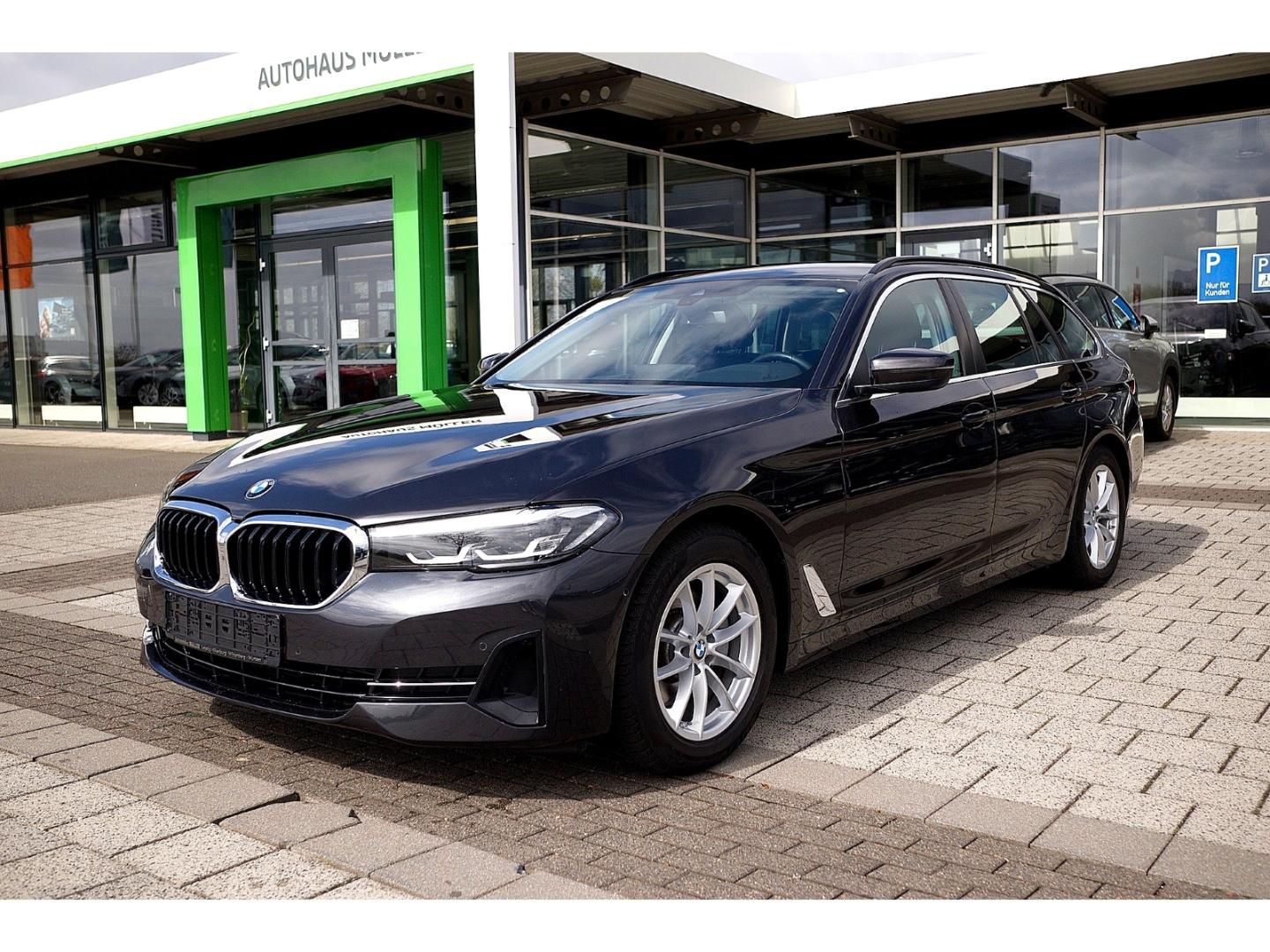 BMW 520 d Touring xDrive Navi LED Apple CarPlay Lede