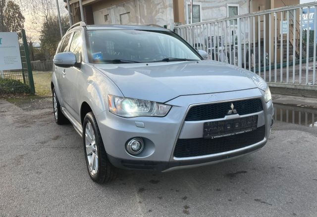 Mitsubishi Outlander MOTION 2WD NAVI KAMERA