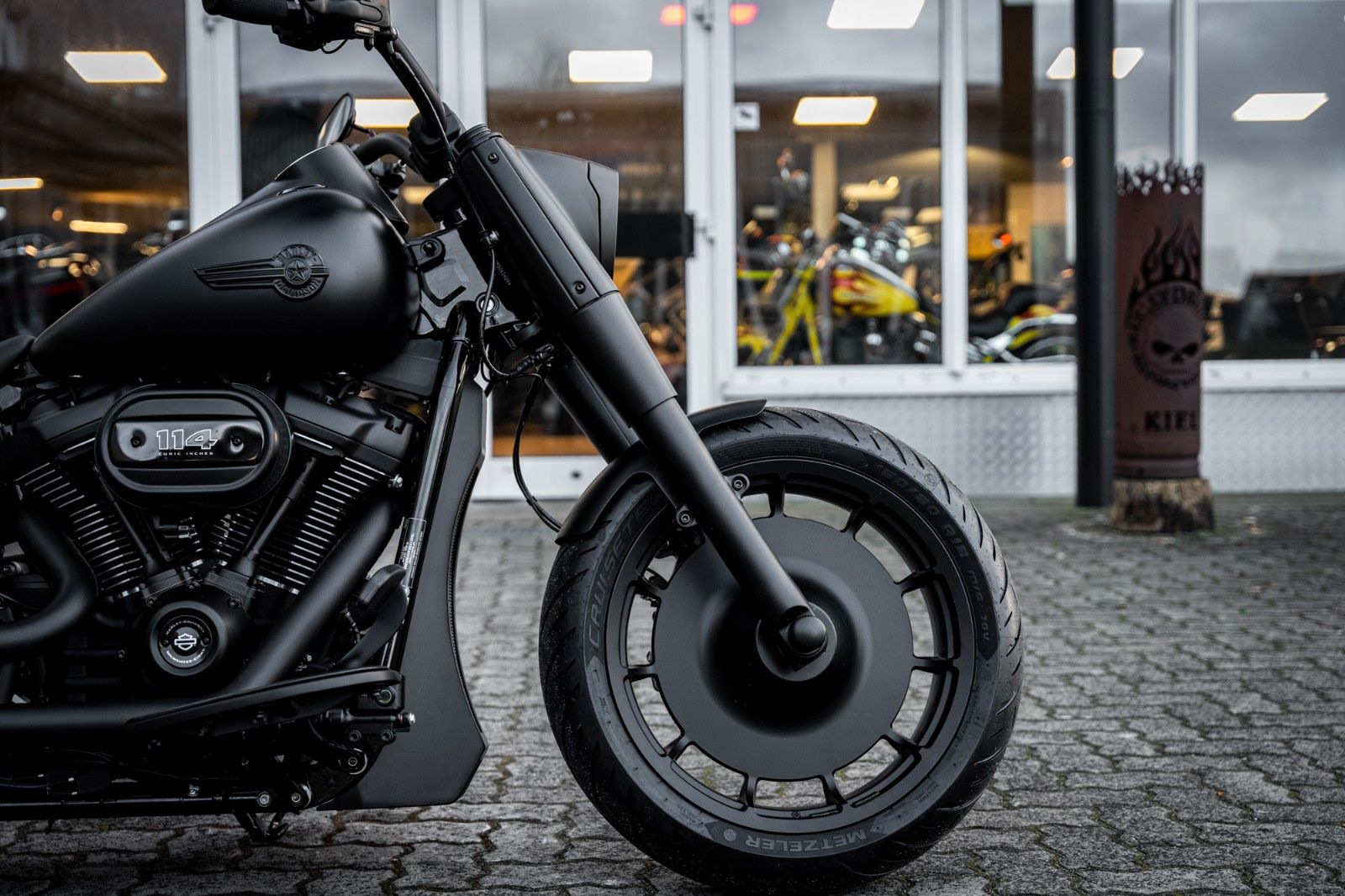 Fahrzeugabbildung Harley-Davidson ALL MATT DARK FAT BOY FLFBS 114