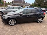 Volvo V40 Inscription,Automatik,Leder,Navi,Pano,AHK - Volvo V40 aus 2017