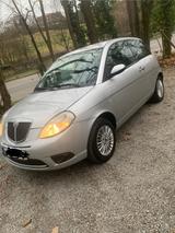 Lancia Ypsilon 1.2 8v Ypsilon - - Lancia Ypsilon von privat