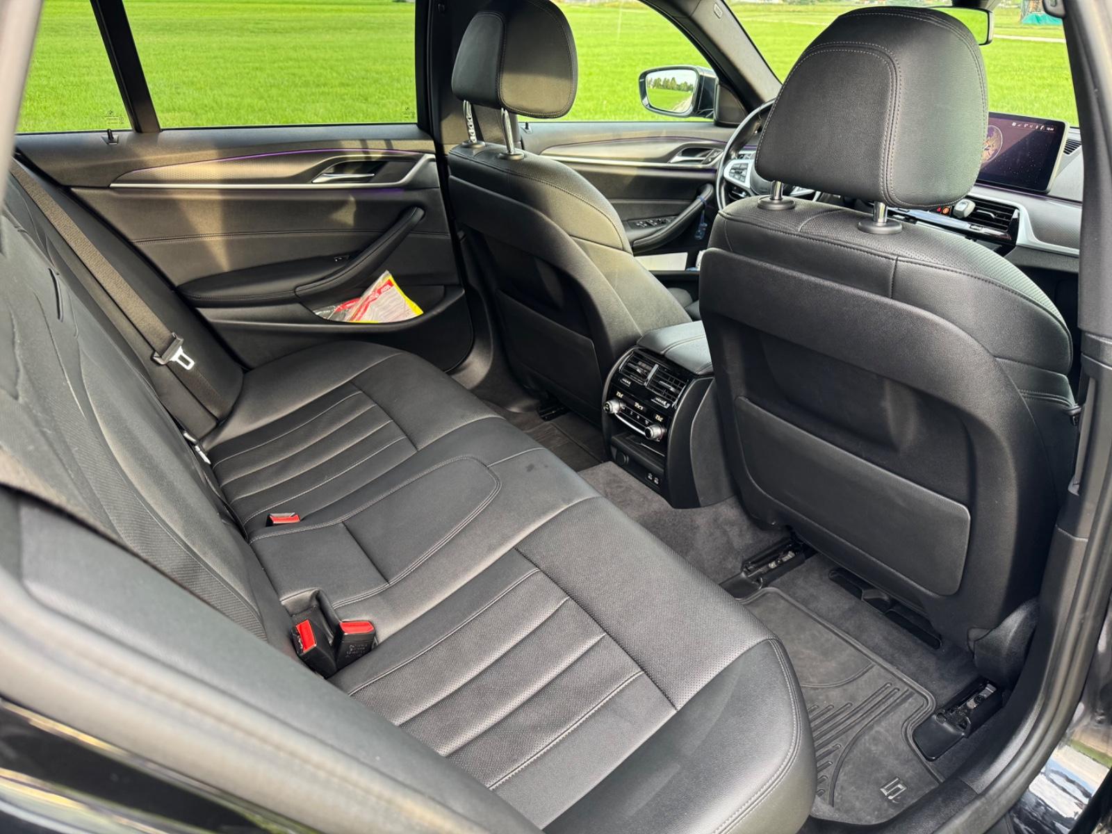BMW 530 i Touring A -, миниатюра 12