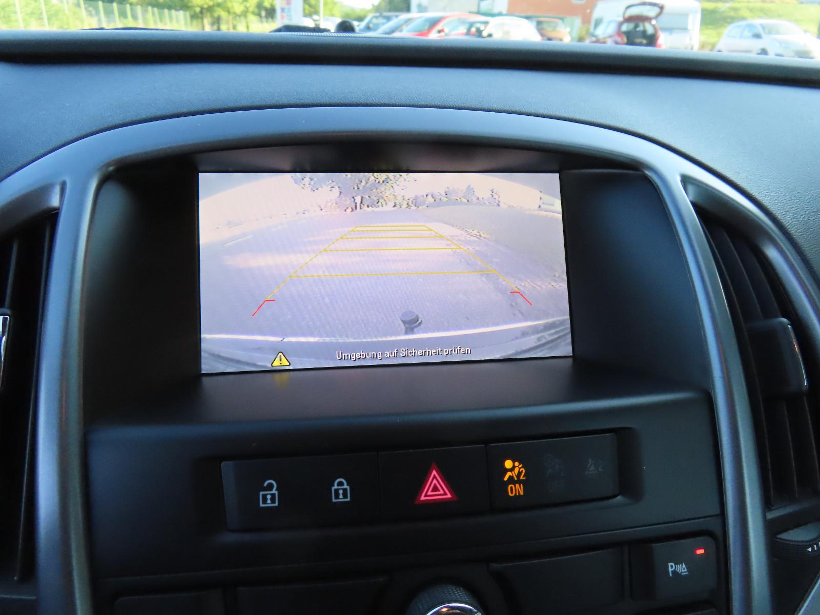 Opel Astra 2015 — photo 10