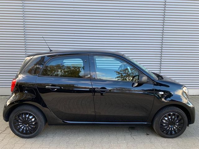 Smart ForFour EQ 22kw Bordlader DAB Tempomat Sitzh.