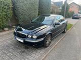 Jaguar X-Type 2.1 Liter V6  - Jaguar X-Type: Grün