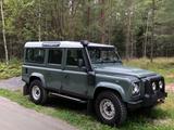 Land Rover Defender - Land Rover Defender