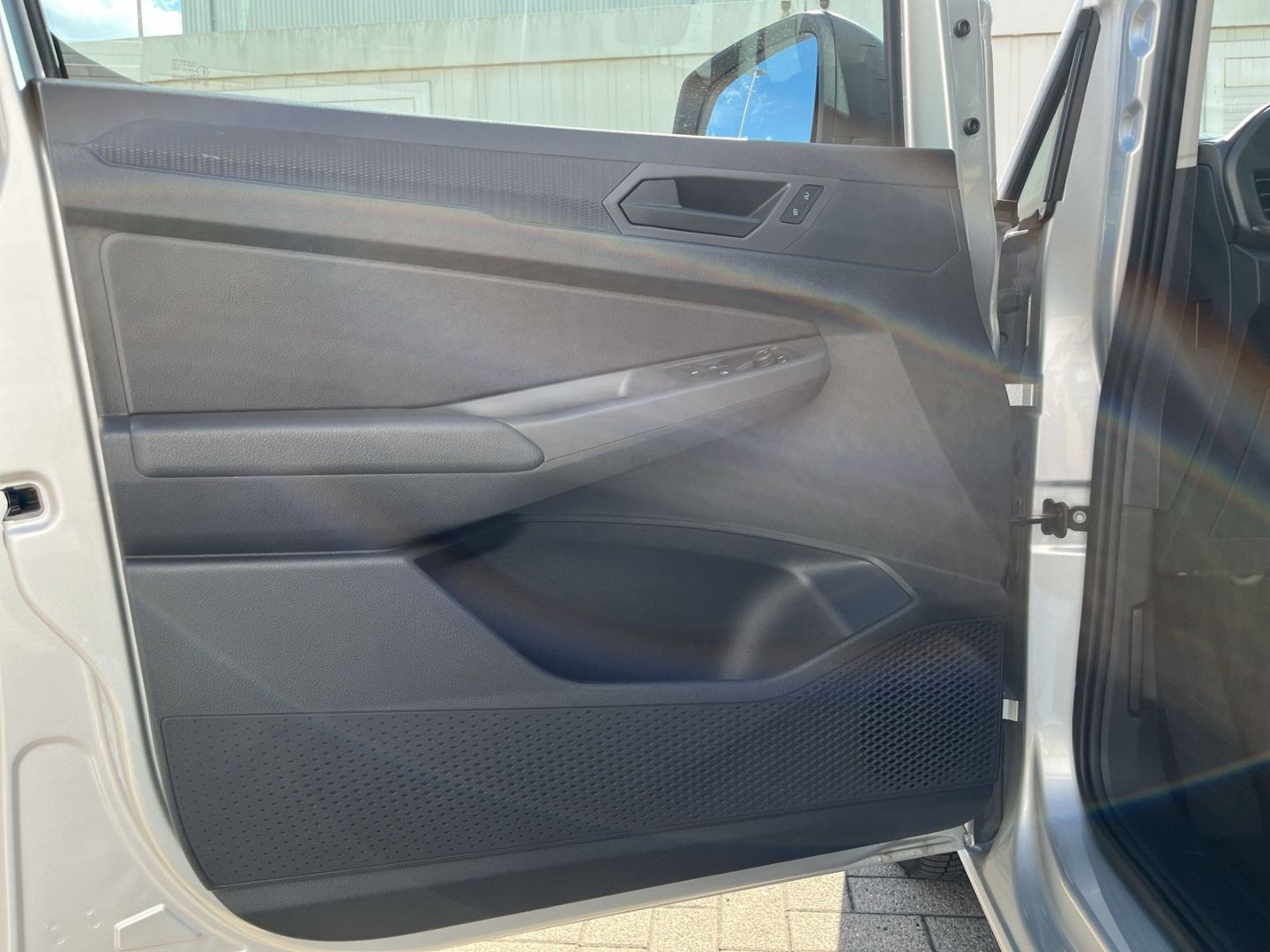 Fahrzeugabbildung Ford Tourneo Connect Trend AHK-abnehmbar Digitales Co
