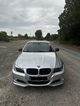 BMW E90 316d - BMW 316: E90