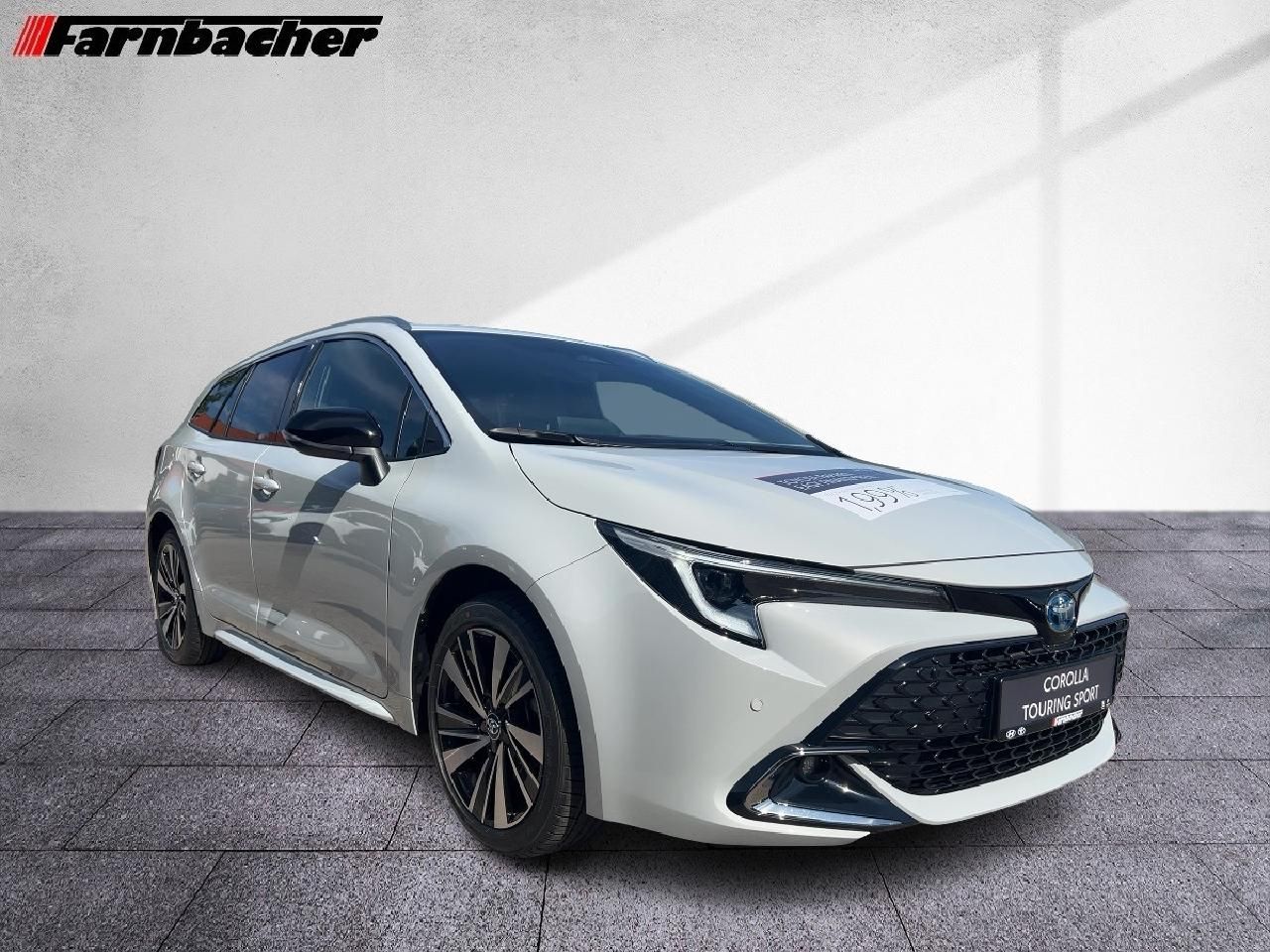 Fahrzeugabbildung Toyota Corolla TS 2,0 Hybrid Teamplayer *Technikpaket