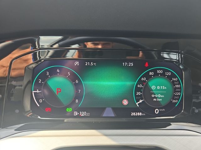 Golf VIII Variant 1.5 eTSI Life LED+NAVI+AHK+ACC