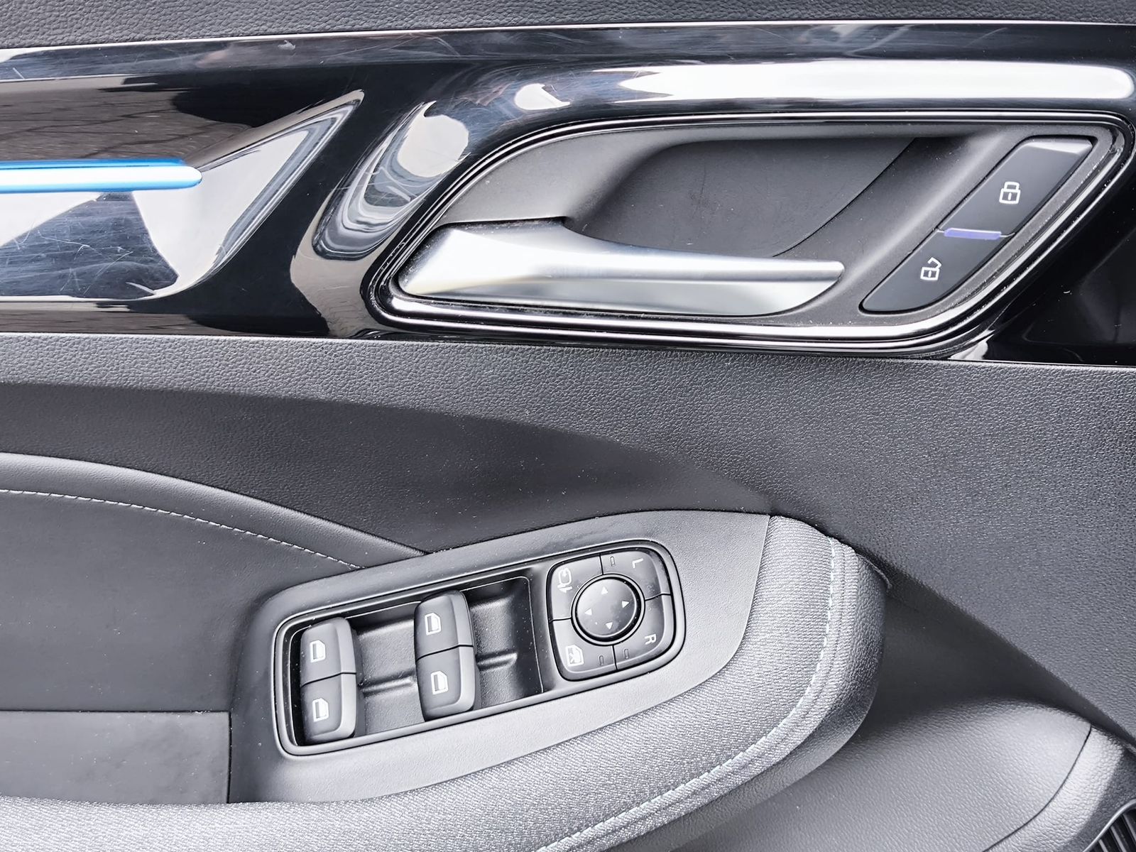 Fahrzeugabbildung MG 5 51 KWH Luxury NAVI+LEDER+SHZ+LED+DAB+ACC+360°