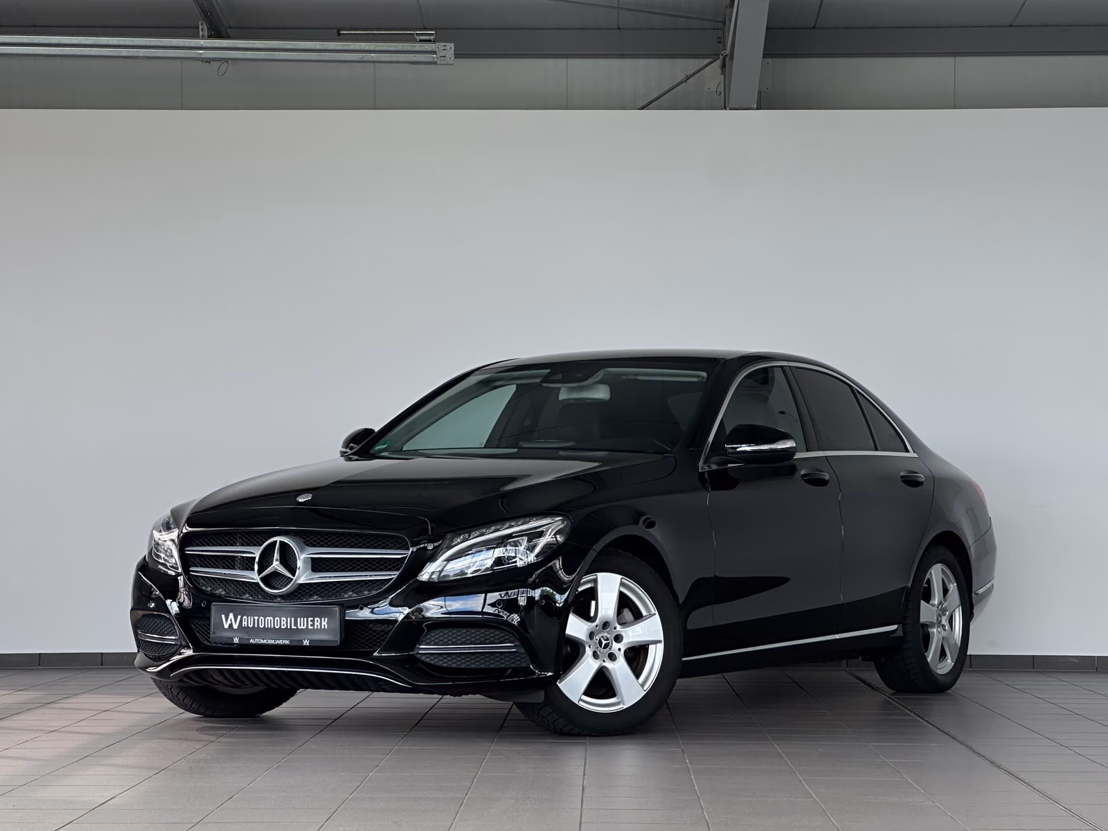 Mercedes-Benz C 180 AVANTGARDE *MBEAM*TEILLEDER*NAVI*TEMPO*PDC