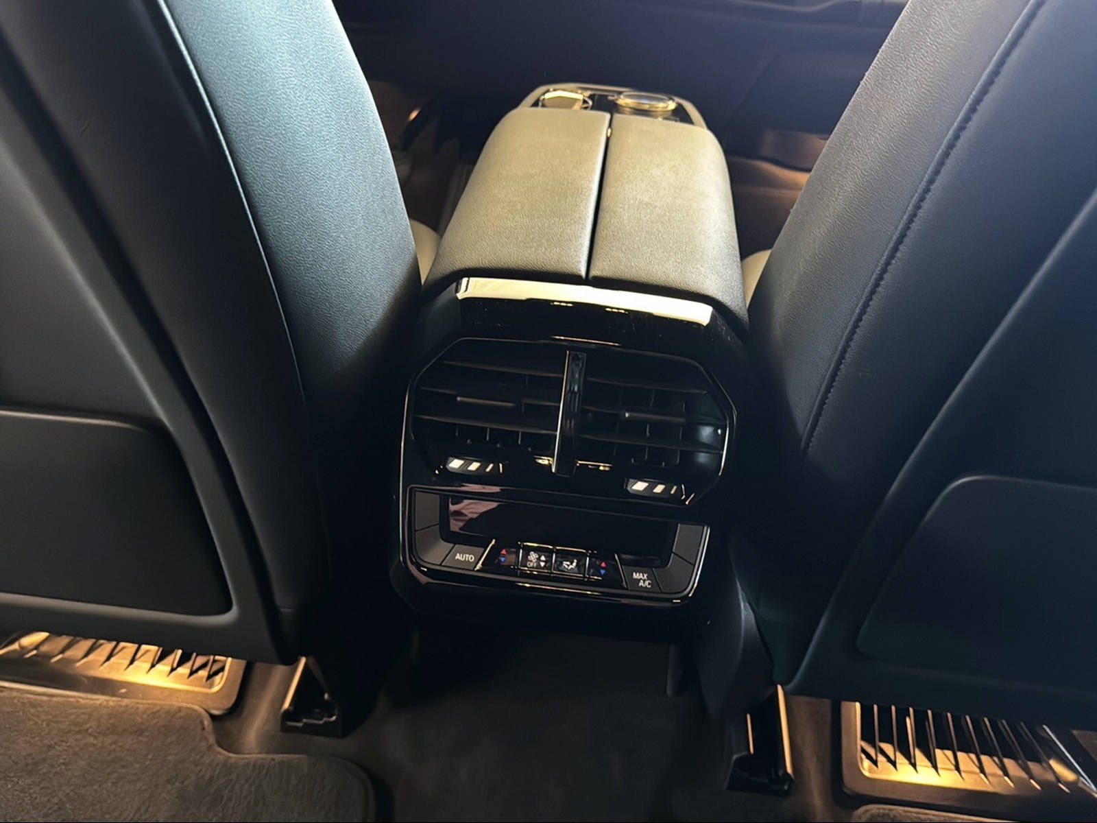 BMW iX - Bild 21