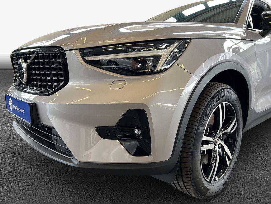 Volvo XC40 B3 Plus-Dark DKG Glasd Pixel-LED Pilot BLIS