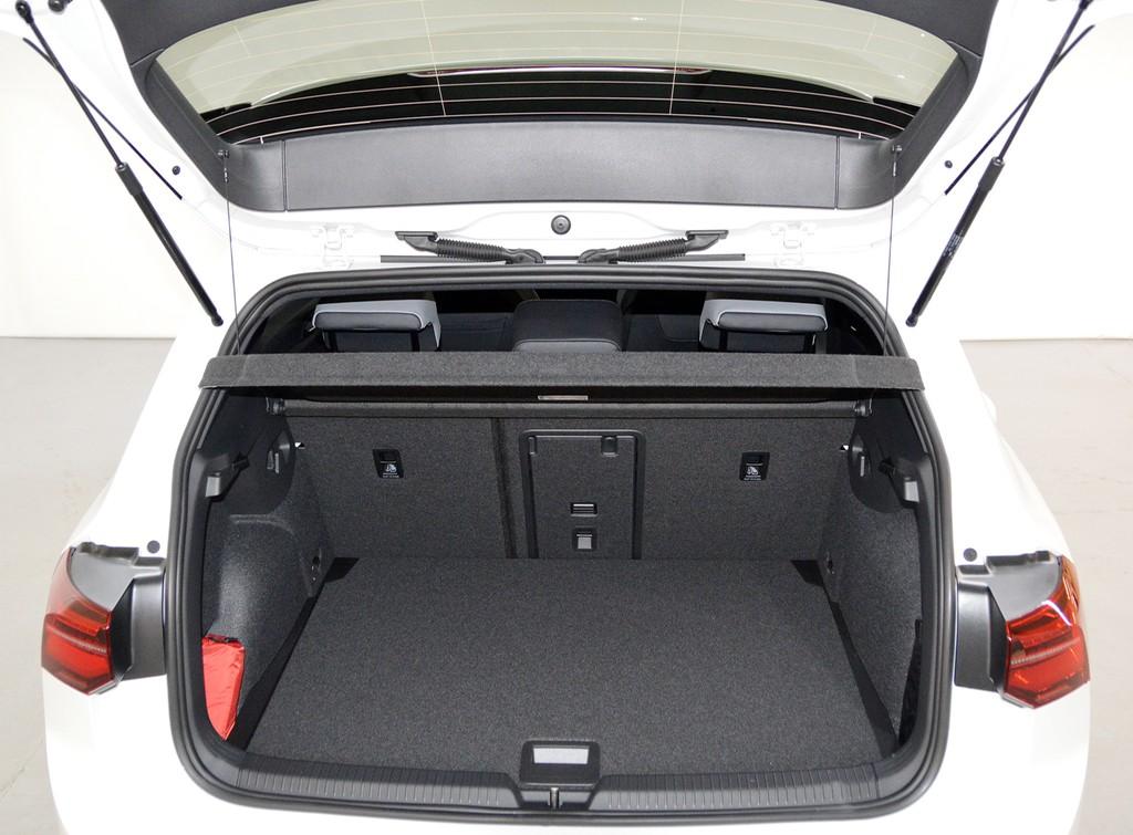 Volkswagen Golf VIII 1.5 TSI ACT R-Line PANO*IQ.LIGHT*VIRTU, миниатюра 5