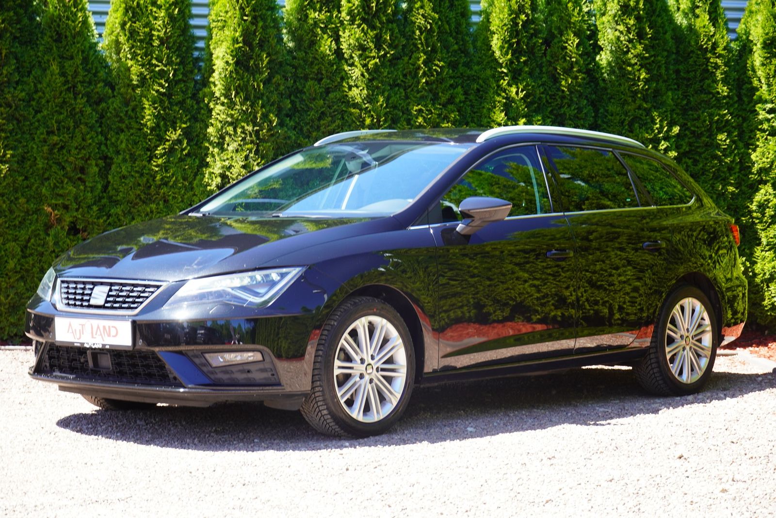 Seat Leon ST 1.5TSI Xcellence LED ACC Kamera FullLink imagem 2