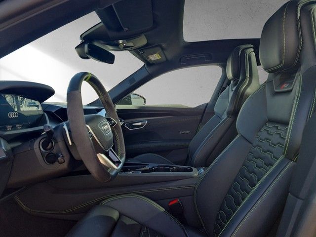 Fahrzeugabbildung Audi e-tron GT RS MATRIX Laser Assitenz Plus Sportsit