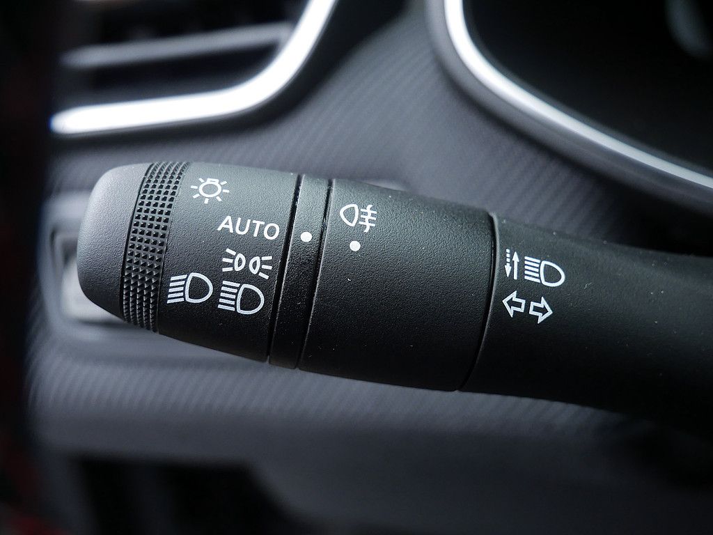 Fahrzeugabbildung Renault Clio Esprit Alpine TCe 90